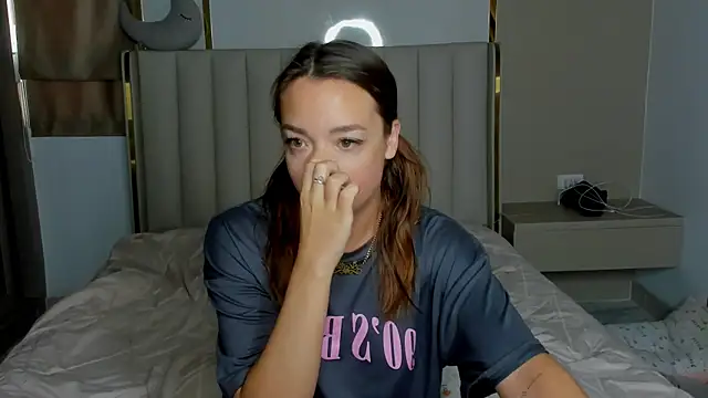 stellaa quenn online show from April 5, 12:06 am