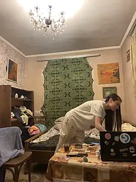 Snapshot of Sierra_Driver chatting on February 8, 5:32 pm Sierra Driver online show from February 8, 5:32 pm