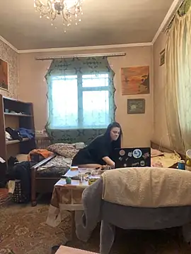 Snapshot of Sierra_Driver chatting on February 14, 10:48 am Sierra Driver online show from February 14, 10:48 am