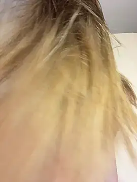 ElizabethSin online show from February 15, 4:13 am