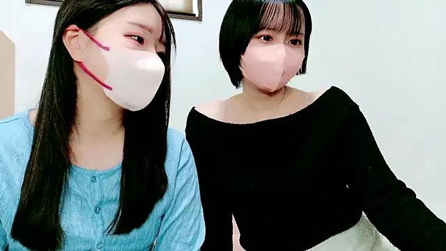 Snapshot of kii_xx chatting on February 7, 1:46 am kii xx online show from February 7, 1:46 am