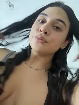 sweet bonnyy online show from February 6, 5:47 am