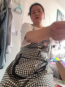 Youyou 12 online show from April 2, 2:30 am