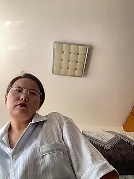 Youyou 12 online show from May 19, 12:48 am