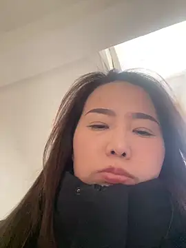 Snapshot of Youyou_12 chatting on February 24, 5:19 am Youyou 12 online show from February 24, 5:19 am