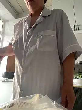 Youyou 12 online show from March 24, 11:05 pm