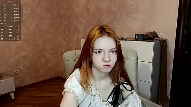 Snapshot of TarynPalek chatting on March 1, 6:57 am TarynPalek online show from March 1, 6:57 am