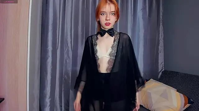 TarynPalek online show from April 23, 7:04 am