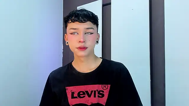 Snapshot of Camilo_X_x chatting on February 17, 11:29 am Camilo X x online show from February 17, 11:29 am