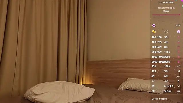 alorenna online show from April 16, 9:39 pm