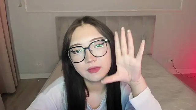 Snapshot of say7maya chatting on February 13, 5:18 am say7maya online show from February 13, 5:18 am