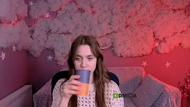 laurenmurrr online show from March 11, 1:38 pm