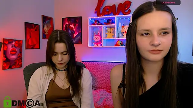 laurenmurrr online show from March 13, 10:20 am