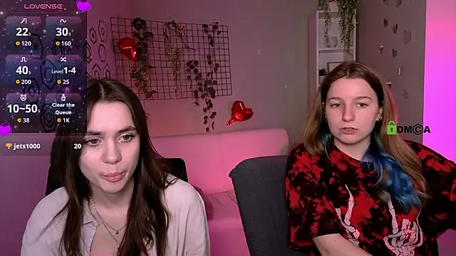 laurenmurrr online show from March 7, 10:54 am