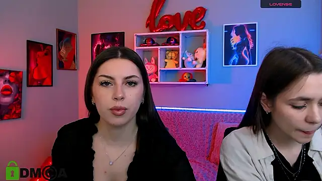 laurenmurrr online show from March 15, 10:11 am