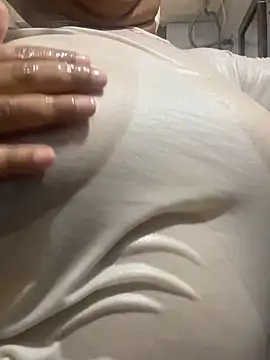 Snapshot of Kinkypratiki69 chatting on April 14, 8:30 am Kinkypratiki69 online show from April 14, 8:30 am