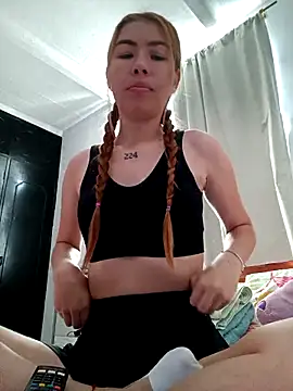 maddie-sar online show from April 8, 2:18 pm