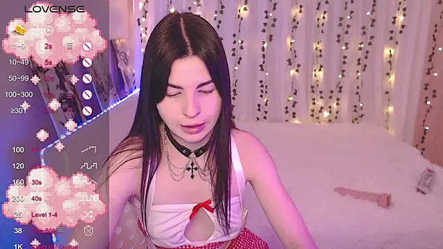 Snapshot of Stephanie_Bloom chatting on February 6, 7:32 pm Stephanie Bloom online show from February 6, 7:32 pm