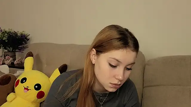 Snapshot of JadwigaTagliavia chatting on February 12, 9:42 am JadwigaTagliavia online show from February 12, 9:42 am