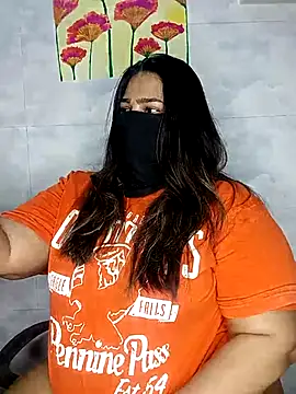 Cute G online show from April 3, 7:09 pm