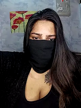 Snapshot of Cute_G chatting on May 4, 7:39 pm Cute G online show from May 4, 7:39 pm