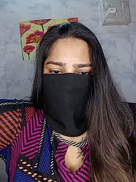 Snapshot of Cute_G chatting on May 21, 6:49 pm Cute G online show from May 21, 6:49 pm