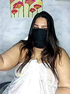 Cute G online show from April 15, 9:15 pm