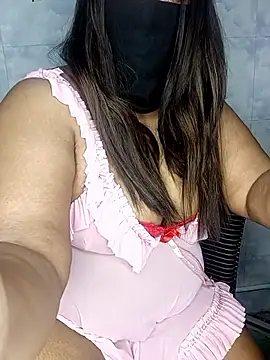 Cute G online show from March 12, 5:28 pm