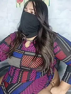 Snapshot of Cute_G chatting on May 17, 7:03 pm Cute G online show from May 17, 7:03 pm