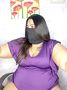 Cute G online show from March 13, 7:30 pm