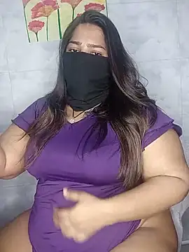 Snapshot of Cute_G chatting on June 2, 7:03 pm Cute G online show from June 2, 7:03 pm