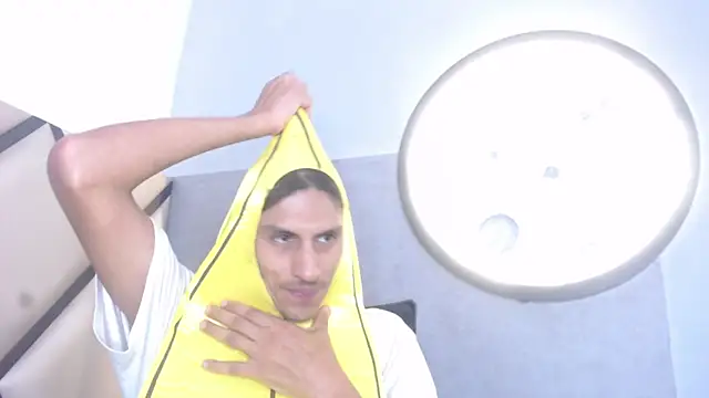 Noha-Smith online show from February 13, 4:34 am