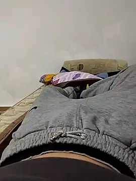 onurcannnnnnmmms online show from March 1, 7:47 pm