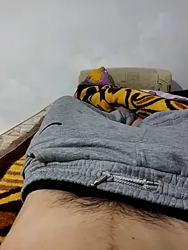 onurcannnnnnmmms online show from February 25, 3:45 pm