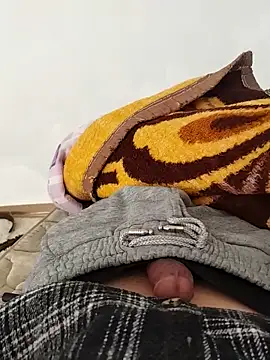 onurcannnnnnmmms online show from March 9, 6:39 am