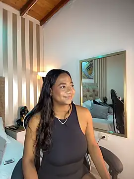 amara queen  online show from May 26, 12:03 pm