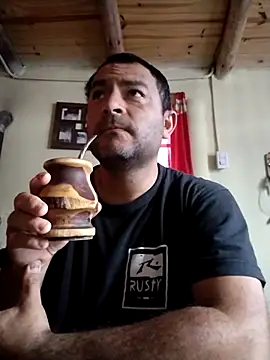 lio199010 online show from April 4, 3:40 pm