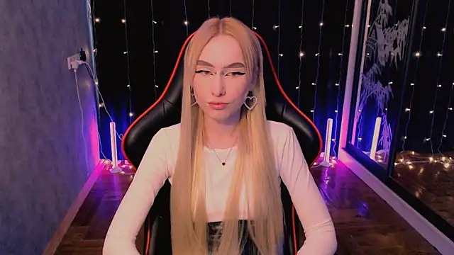 crybambi online show from March 8, 8:06 am