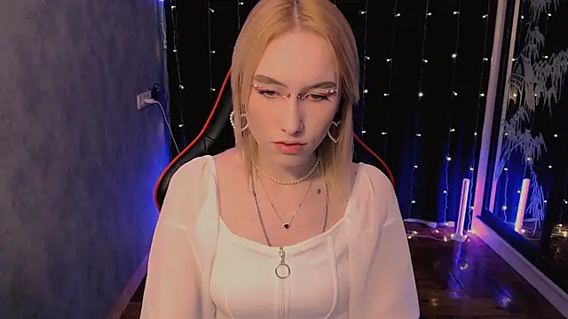 crybambi online show from February 18, 7:17 am