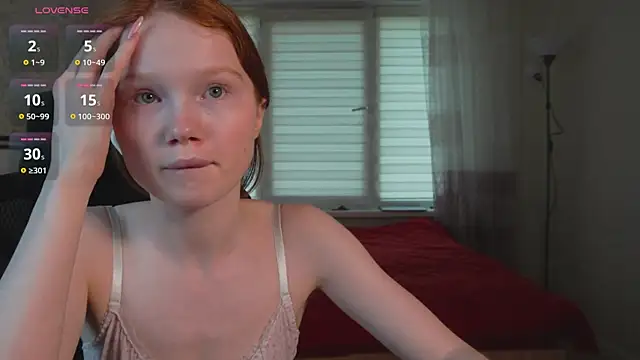 Snapshot of Nellie_baby chatting on July 9, 8:48 am Nellie baby online show from July 9, 8:48 am