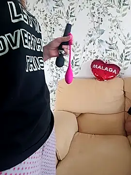 laparejaideal08 online show from May 1, 3:50 pm