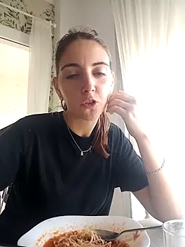 laparejaideal08 online show from March 12, 4:44 pm