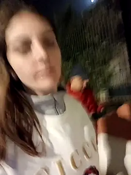 laparejaideal08 online show from March 3, 9:33 pm