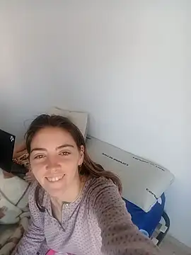 laparejaideal08 online show from April 10, 10:00 am