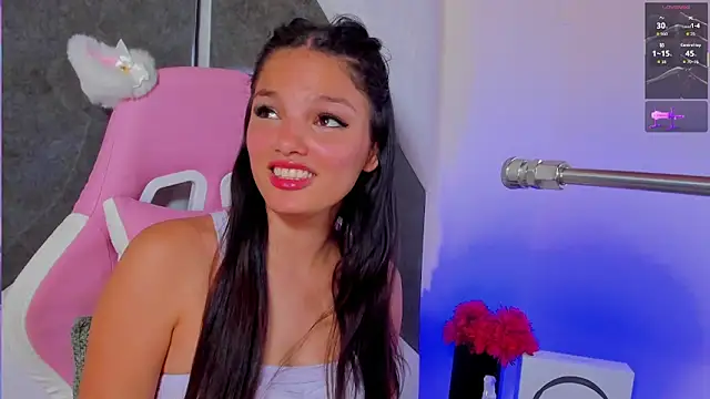 Snapshot of isa_kolins chatting on February 7, 8:06 pm isa kolins online show from February 7, 8:06 pm