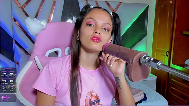 Snapshot of isa_kolins chatting on February 27, 10:48 am isa kolins online show from February 27, 10:48 am