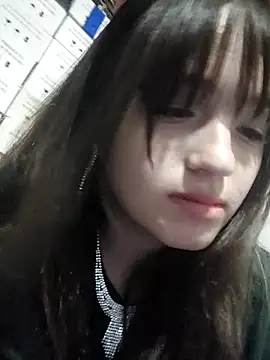 dieciochoyundia online show from February 14, 1:39 am