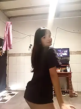 dieciochoyundia online show from March 6, 8:37 pm