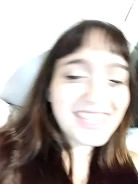 dieciochoyundia online show from March 22, 5:43 am