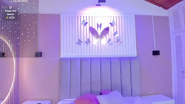 Snapshot of _Kailythompson chatting on February 25, 7:36 pm Kailythompson online show from February 25, 7:36 pm